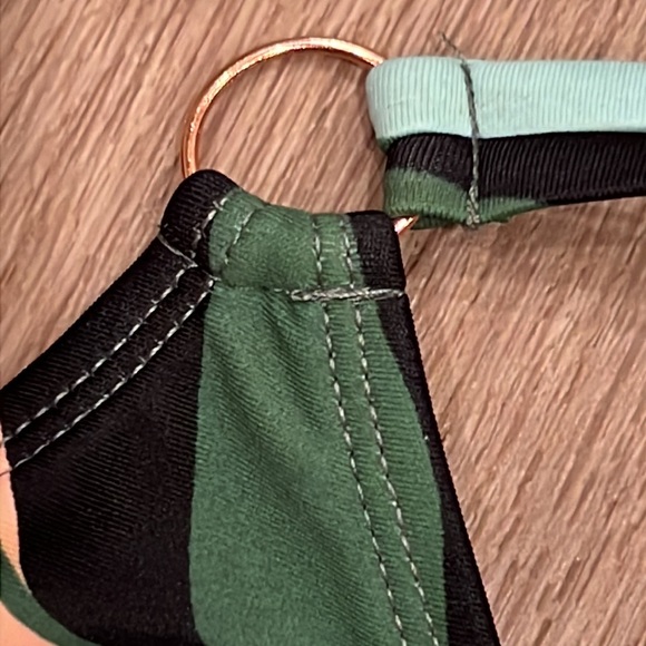 Macy’s NWT Junior’s Tropical Hula Honey Bikini Top Size XS Strappy Crisscross - Picture 14 of 16